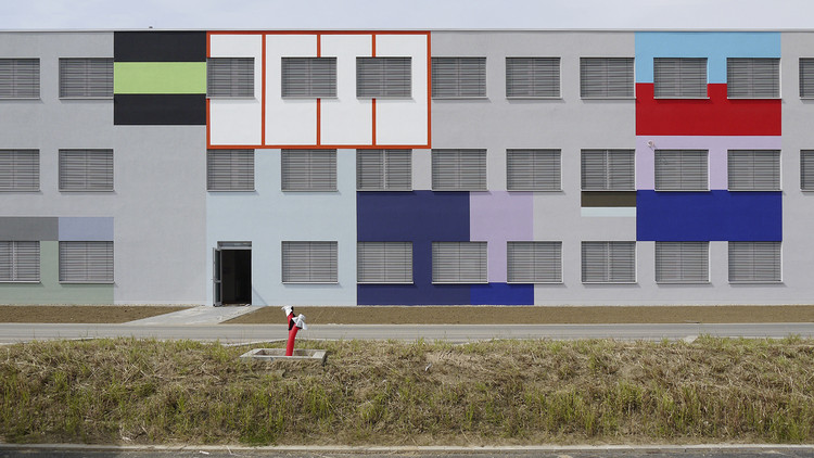 global village - Paul Kirps